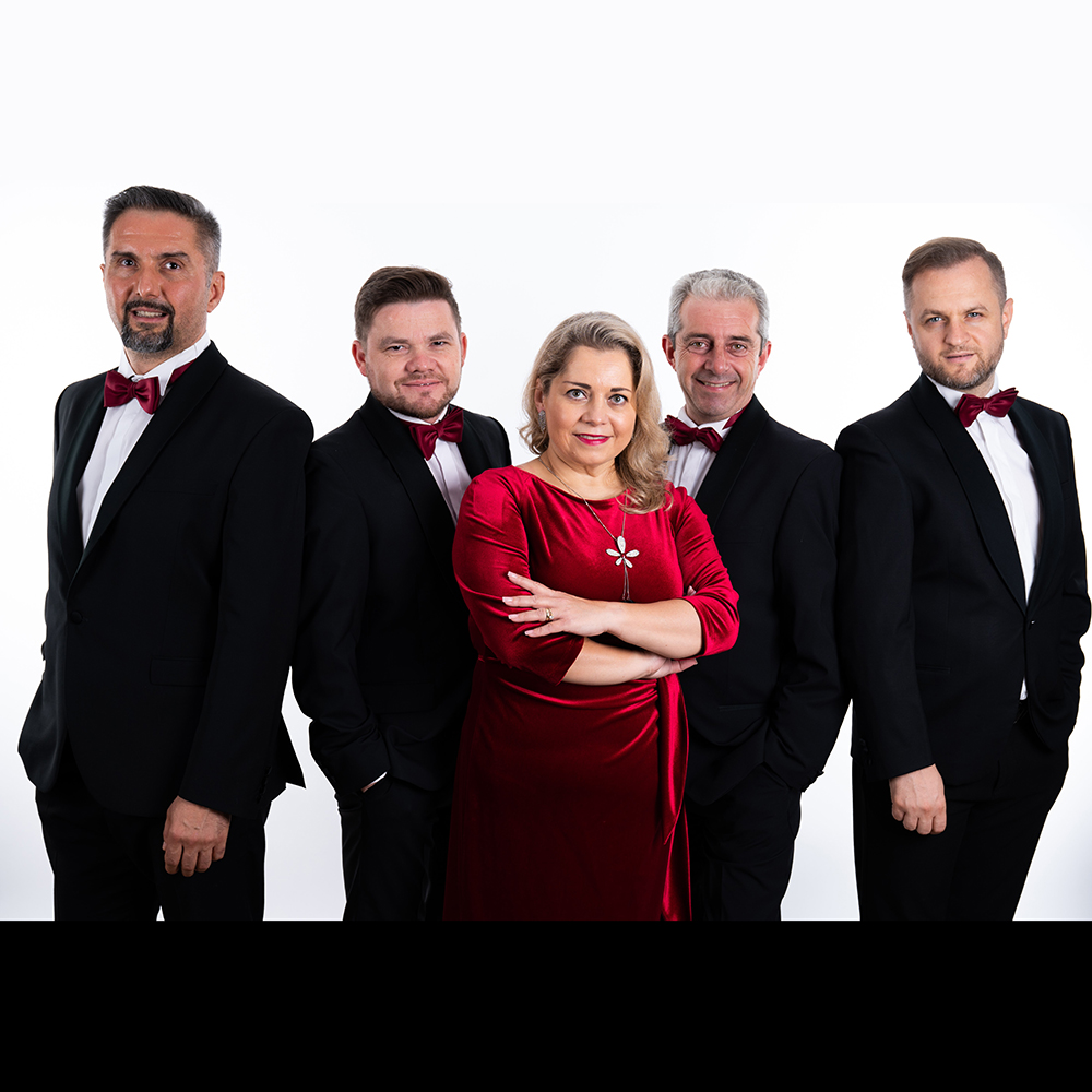 The á cappella quintet ANATOLY